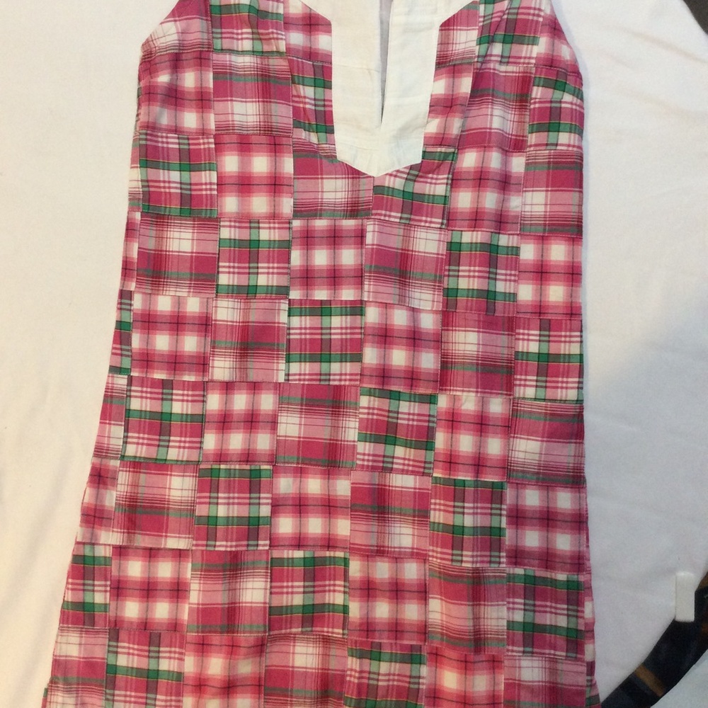 Pink Pineapple dress size medium NWT